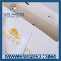 Saco de vestuário de papel branco elegante com logotipo de ouro Hot Stamping